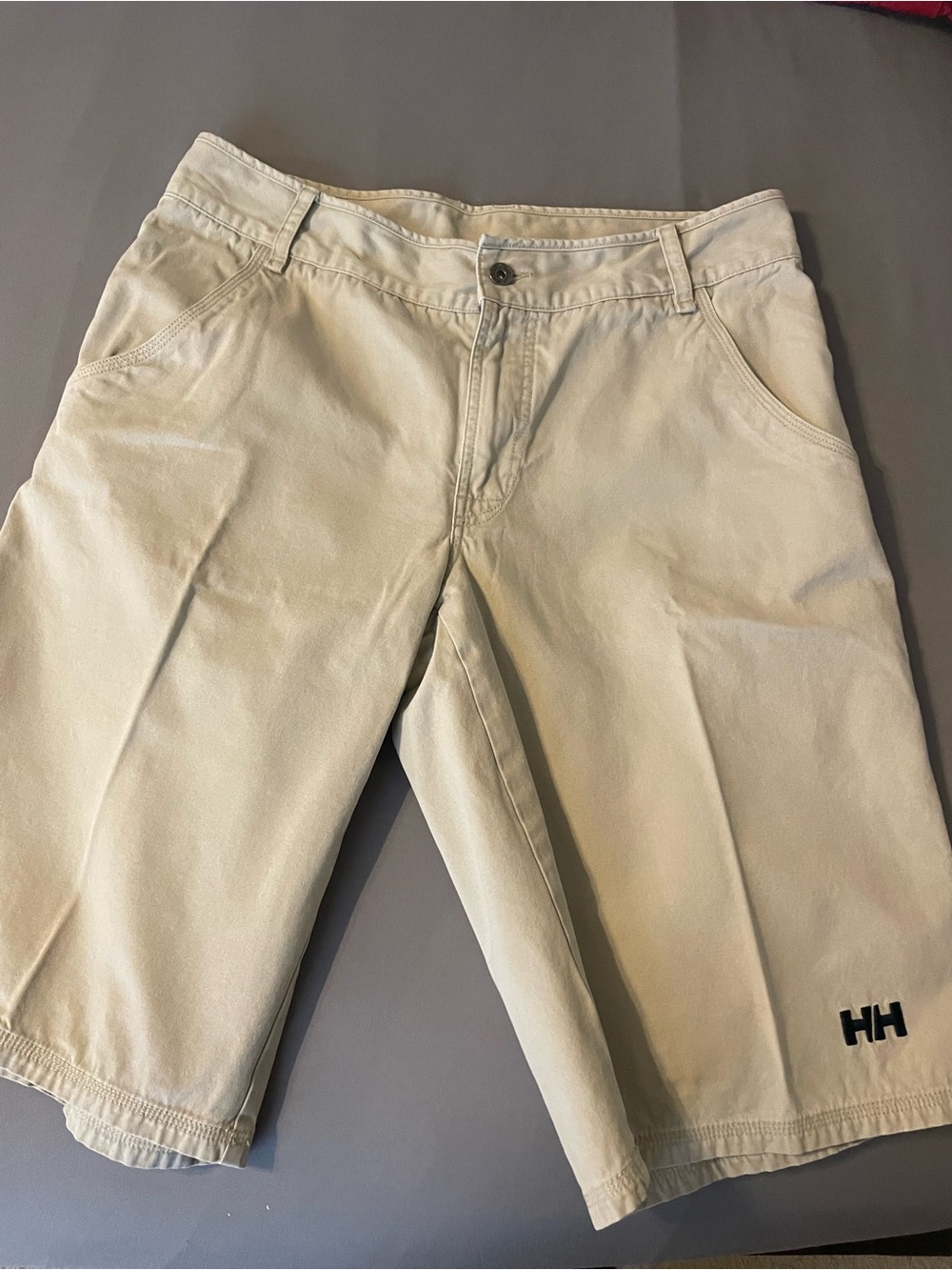 Helly Hansen Men's Beige Flat Front Shorts